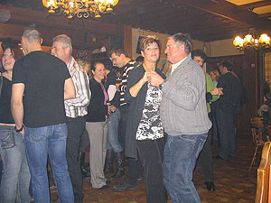 Krampuskränzchen in Niederöblarn, Pension Tilly