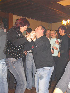 Krampuskränzchen in Niederöblarn, Pension Tilly