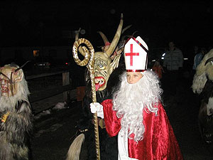 Krampuskränzchen in Niederöblarn, Pension Tilly